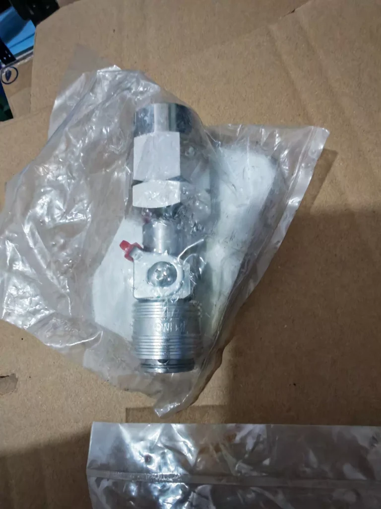 Chiyoda MFXP-16H-B Connector thumbnail