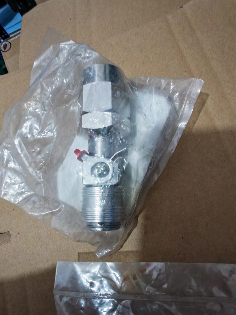 Chiyoda MFXP-16H-B Connector thumbnail