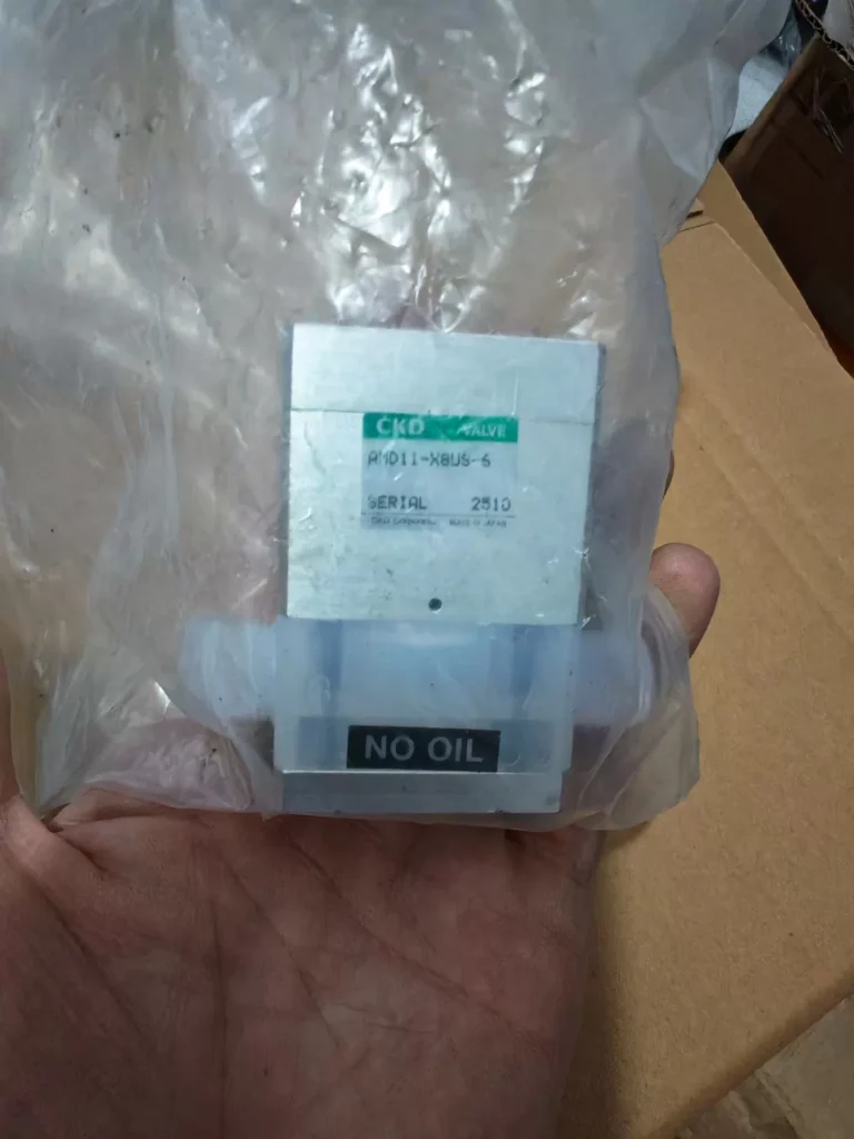 CKD AMD11-X8US-6 Valve thumbnail