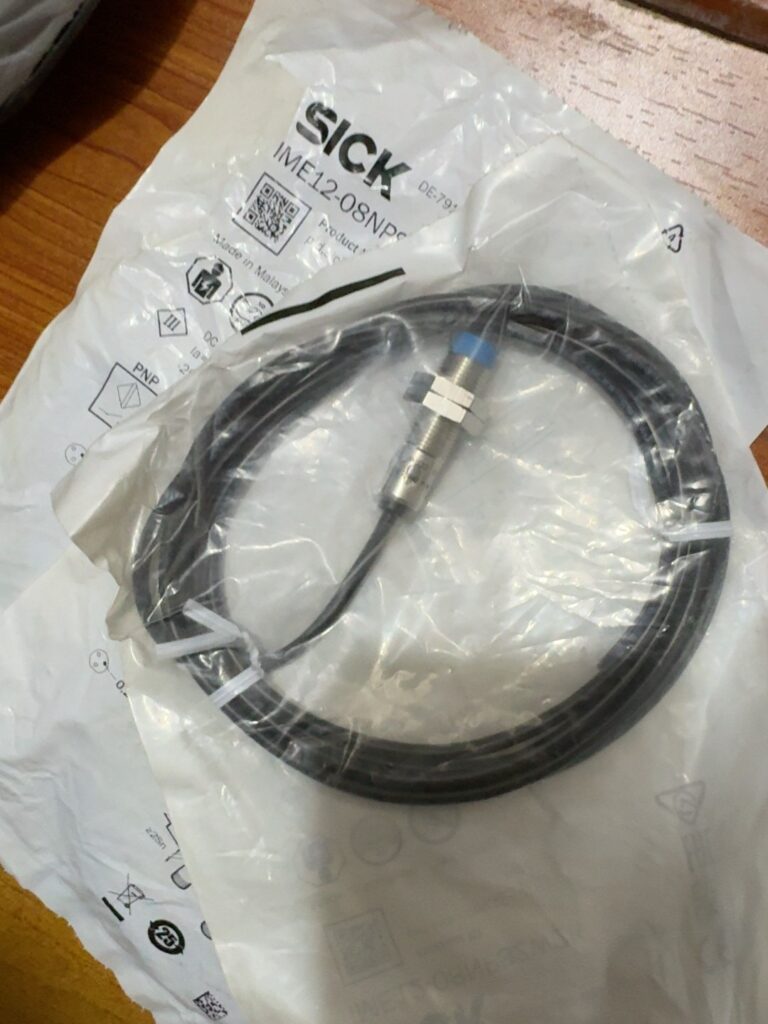SICK IME12-08NPSZW2K Proximity Sensor thumbnail