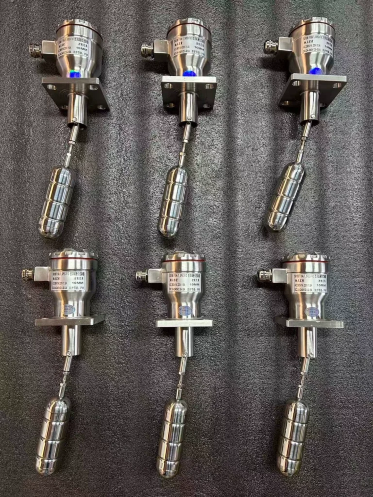Mobrey Level Switch S01DB/F104/1 thumbnail
