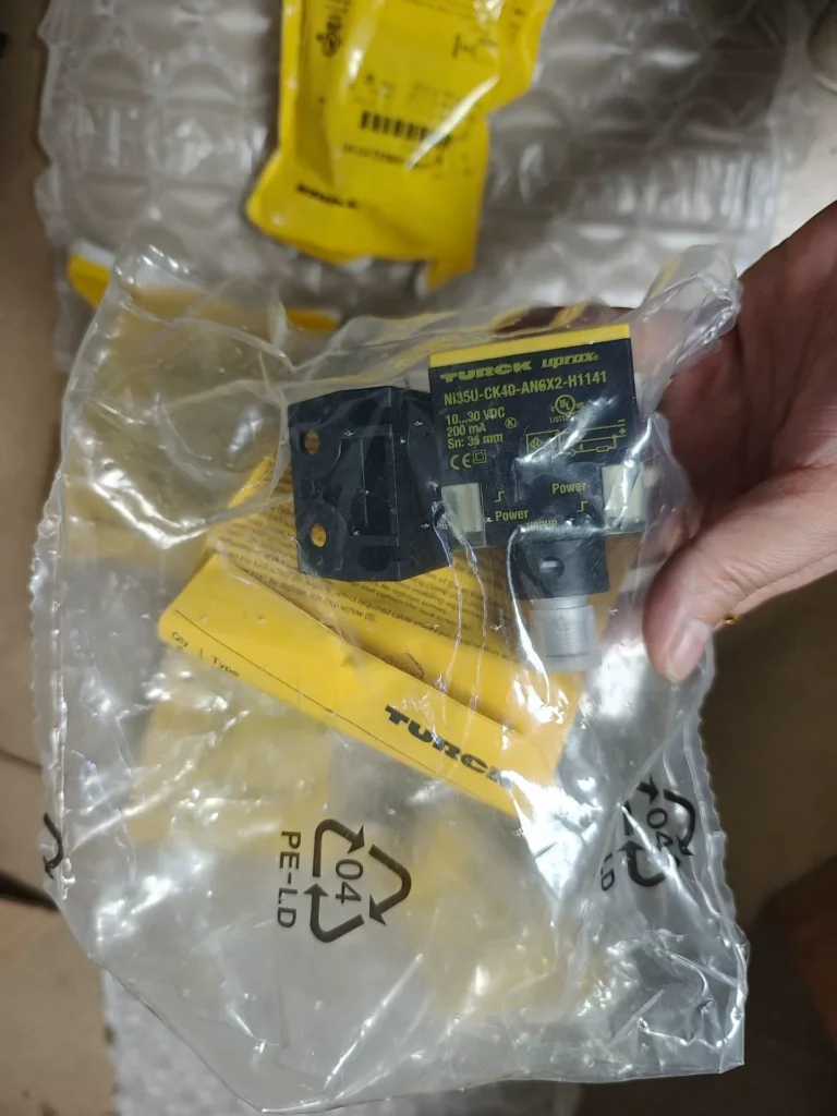 Turck Sensor NI35U-CK40-AN6 thumbnail
