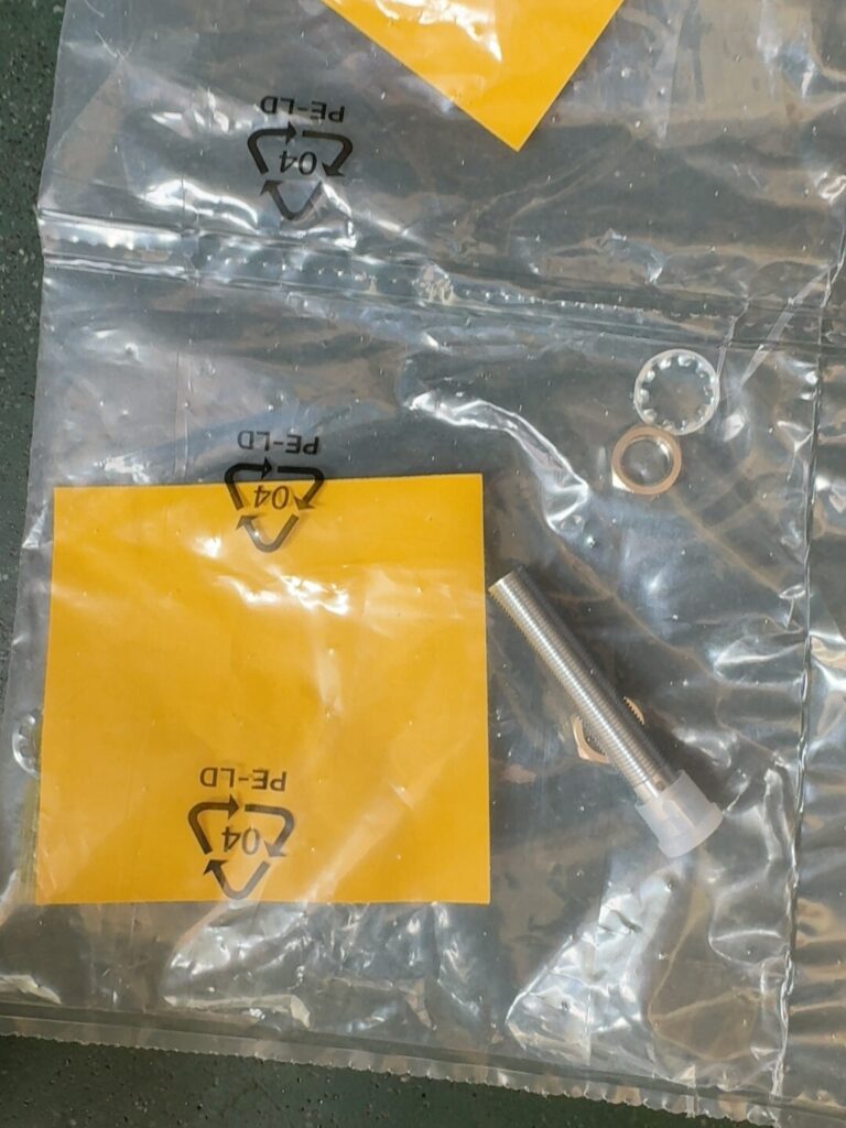 Turck BC3-M12-AP6X-H1141 Proximity Sensor thumbnail