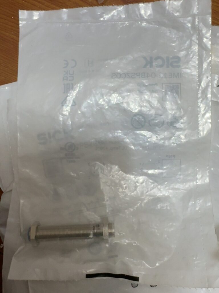SICK IME12-04BPSZC0S Proximity Sensor thumbnail