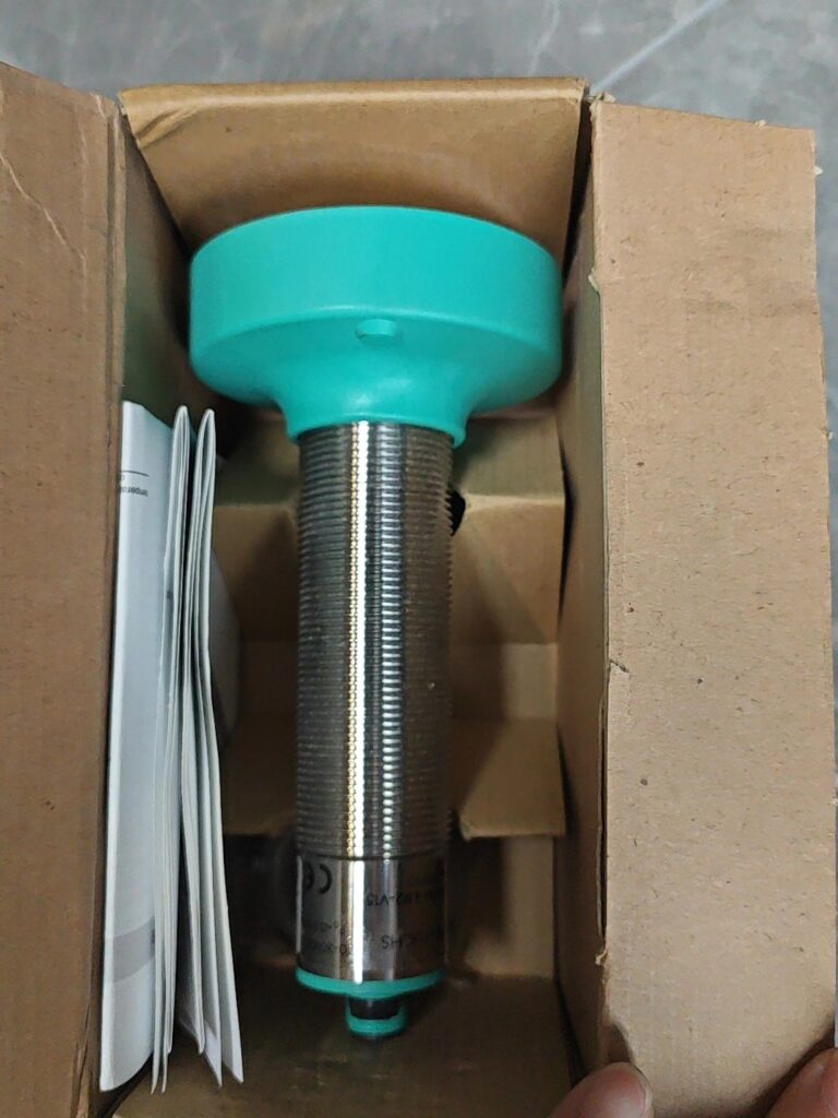 Pepperl+Fuchs UC6000-30GM-IUR2-V15 Sensor
