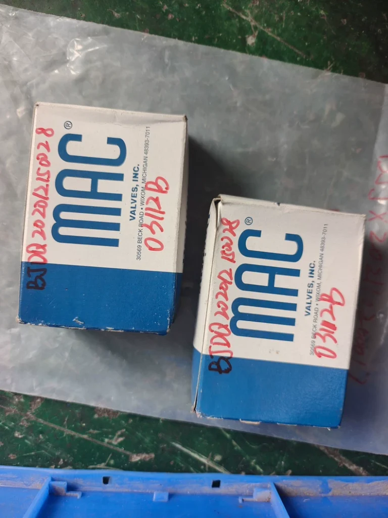 MAC Solenoid Valve 130B-120AAAA thumbnail