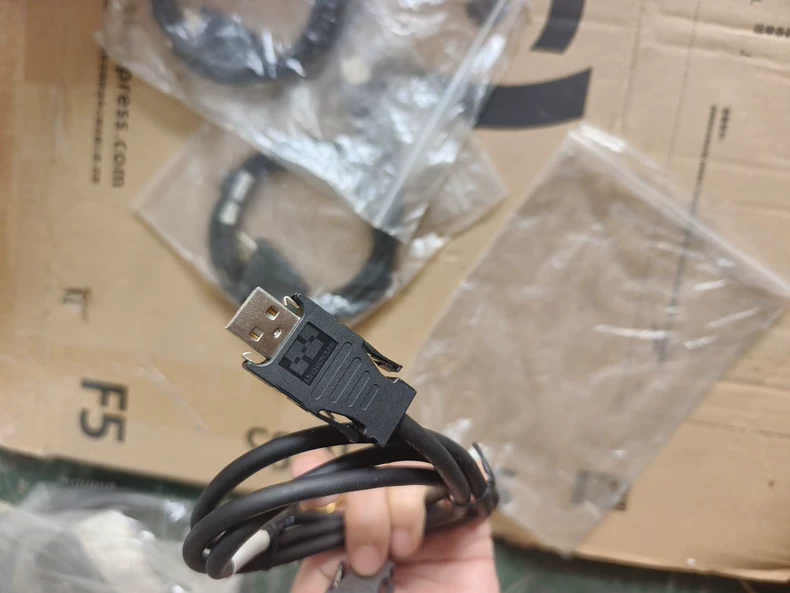 Yaskawa Communication Cable JEPMC-W6002-01-E thumbnail