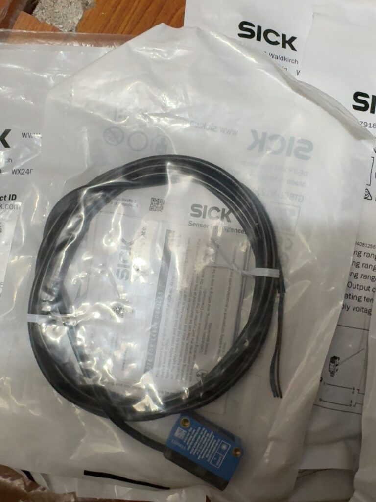 SICK GTB6L-N1211 Photoelectric Sensor thumbnail