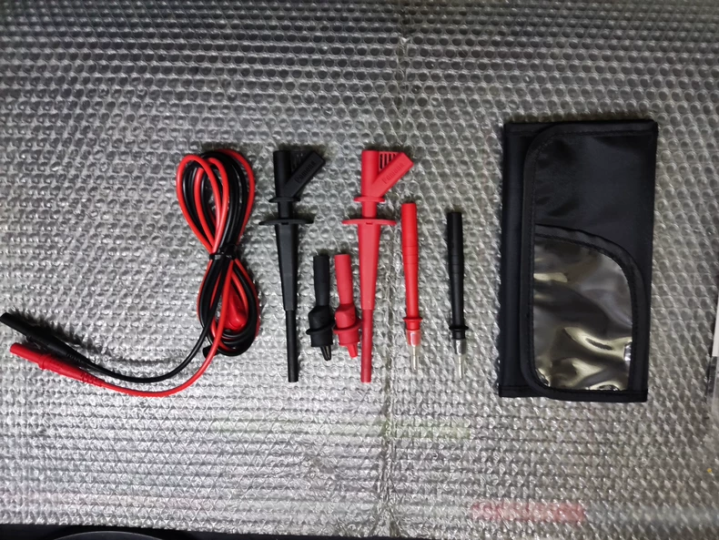 FLUKE 8101 Multimeter