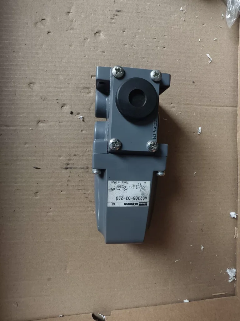 Kuroda Pneumatics AS2308-03-220 Solenoid Valve thumbnail