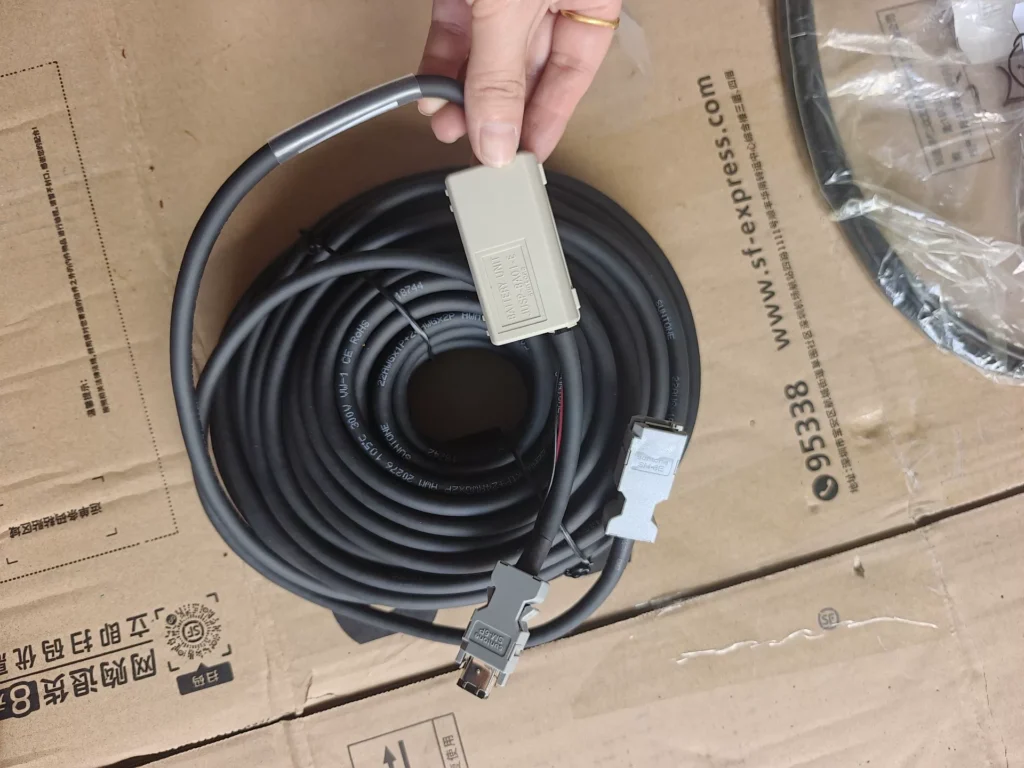 Yaskawa Servo Motor JZSP-CSP19-20-E thumbnail