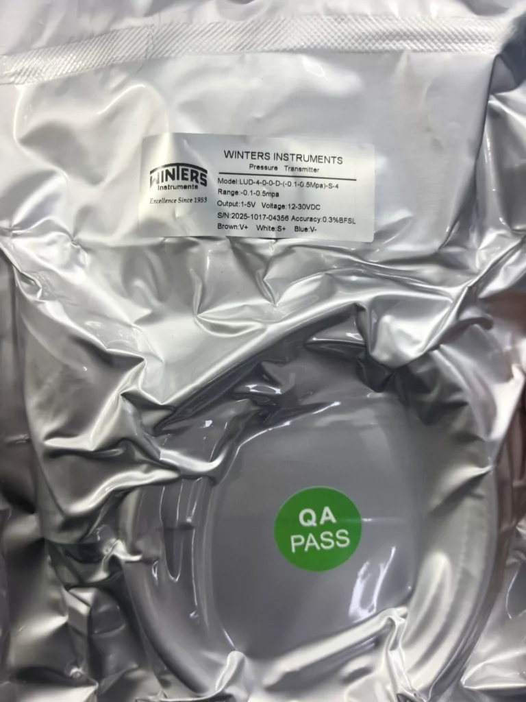 Winters LUD-4-0-0-D-(-0.1 Pressure Transmitter