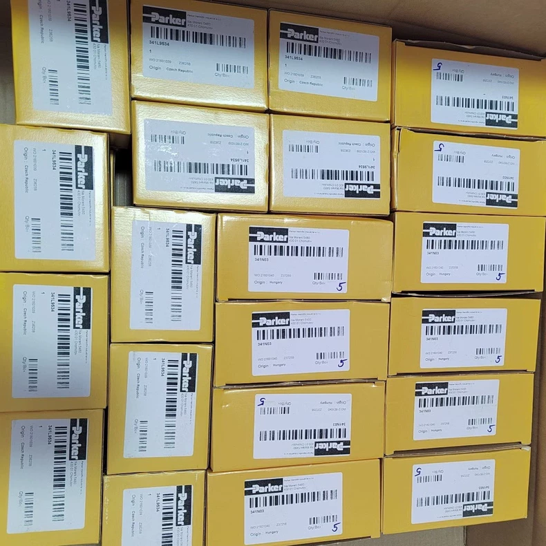 Parker 341N3202 Pneumatic Valve thumbnail