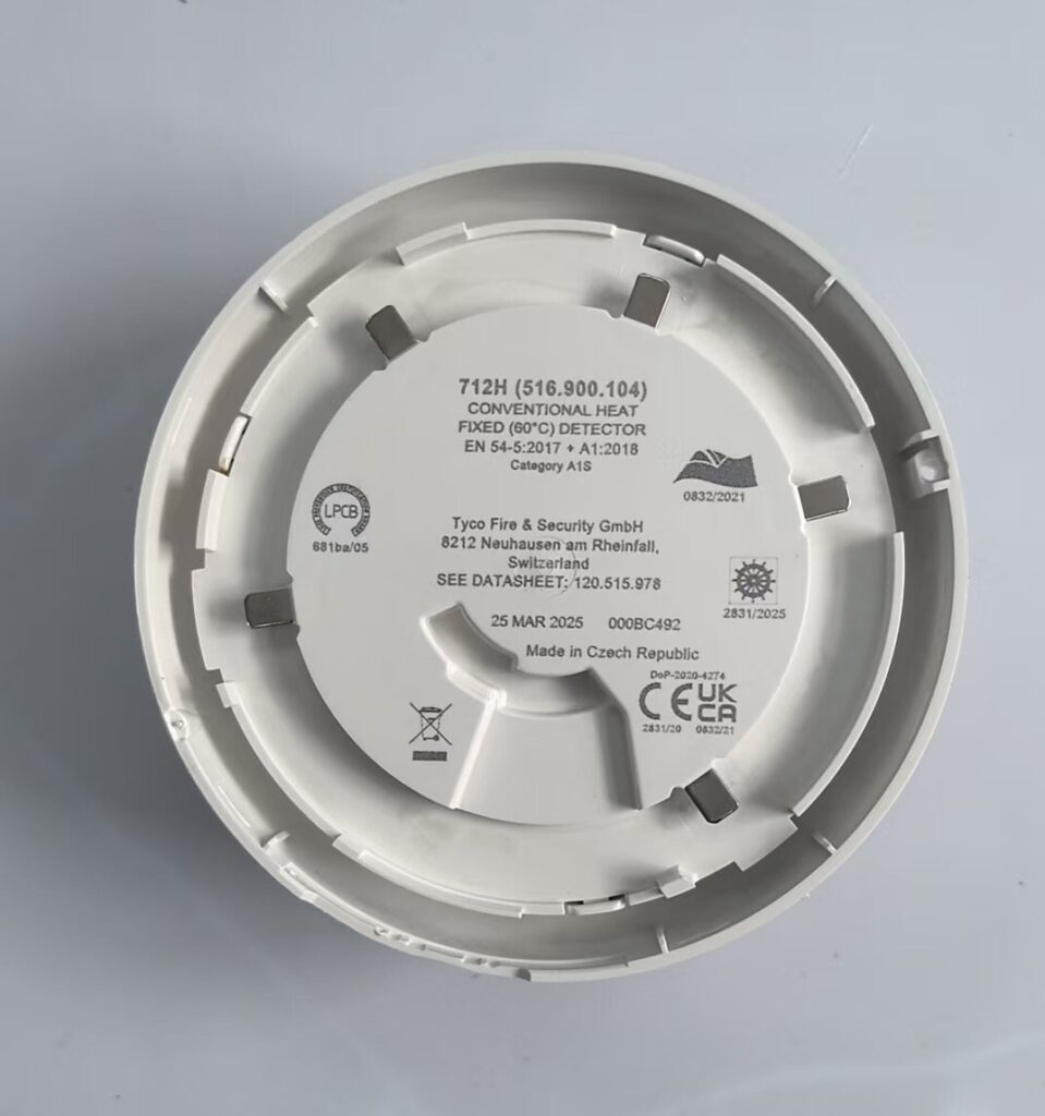 TYCO 712H 516.900.104 Smoke Detector thumbnail