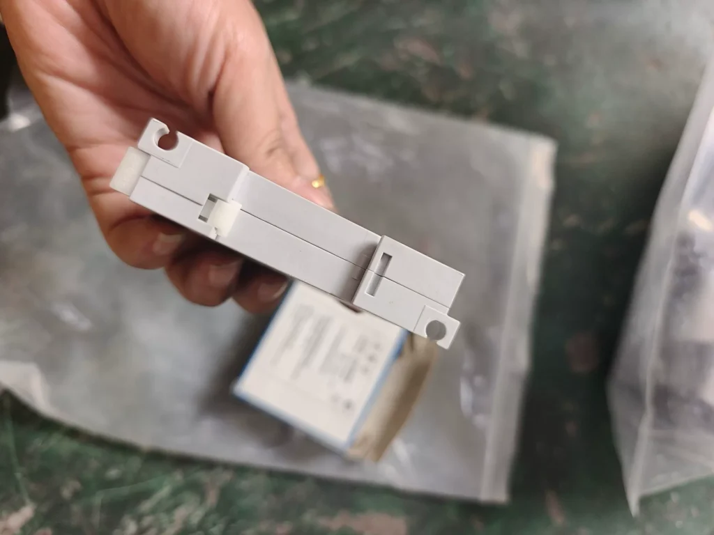 Fuji Electric Circuit Breaker CP30FI-1P001 thumbnail