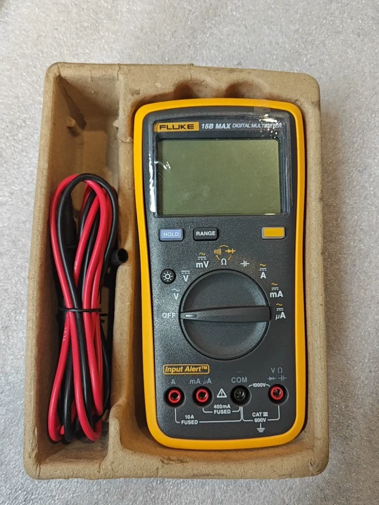 Fluke 15B Digital Multimeter thumbnail