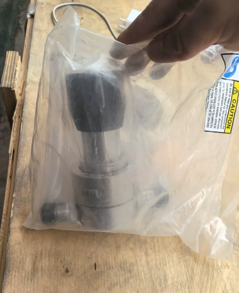 APTech AP502SX 2P FUJ/7 PS85/30 Diaphragm Valve thumbnail
