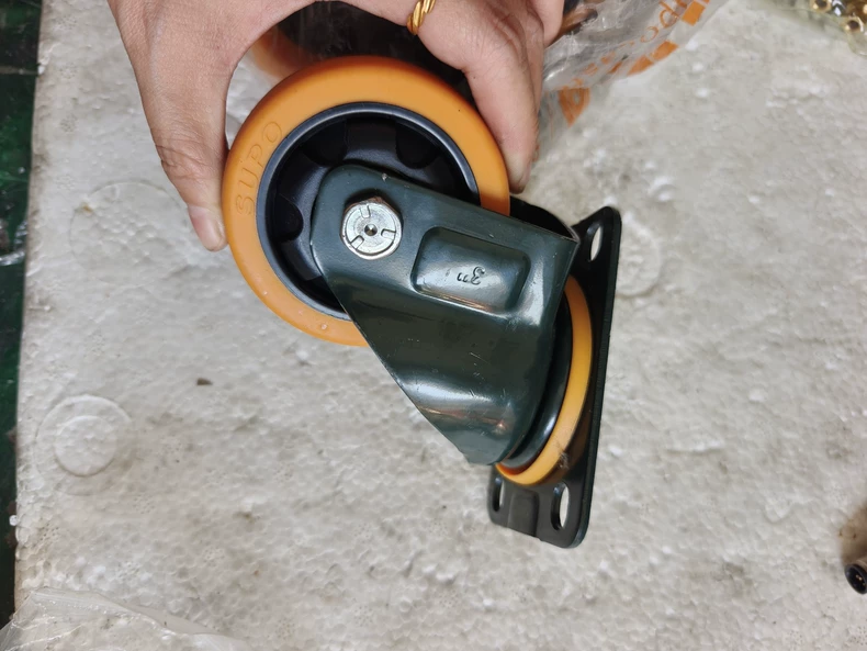 SUPO Swivel Caster 75×32 thumbnail