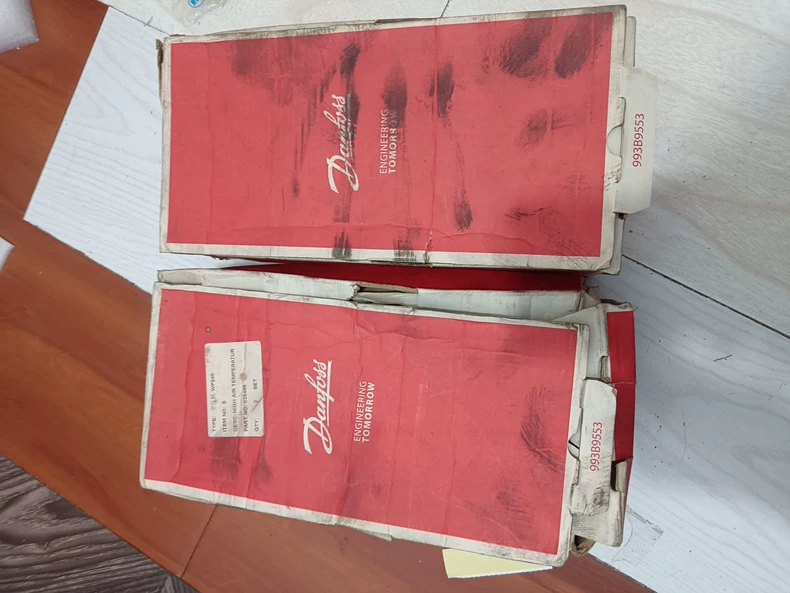 DANFOSS KPS79 060L3104 Temperature Switch