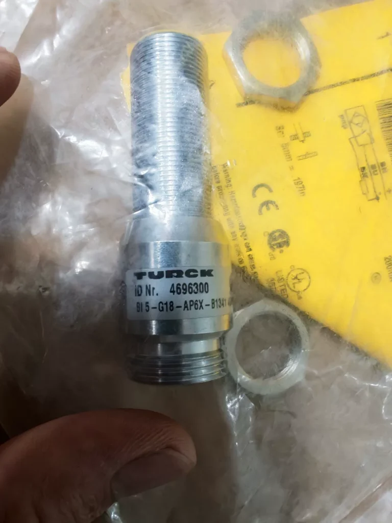 Turck BI5-G18-AP6X-B1341 Sensor