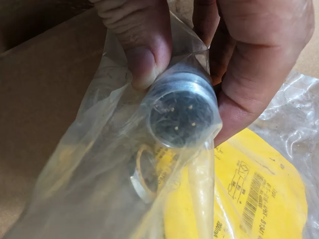Turck BI5-G18-AP6X-B1341 Sensor thumbnail
