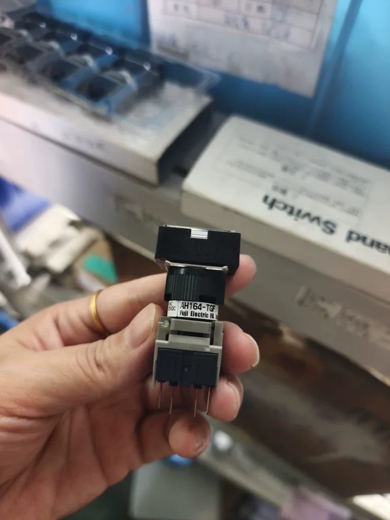 Fuji Electric Push Button Switch AH164-TGF thumbnail