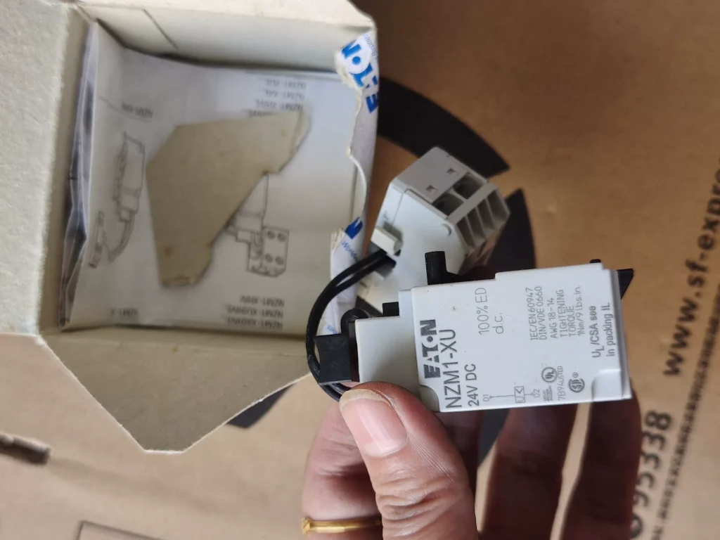 Eaton Circuit Breaker NZM1-XU24DC thumbnail