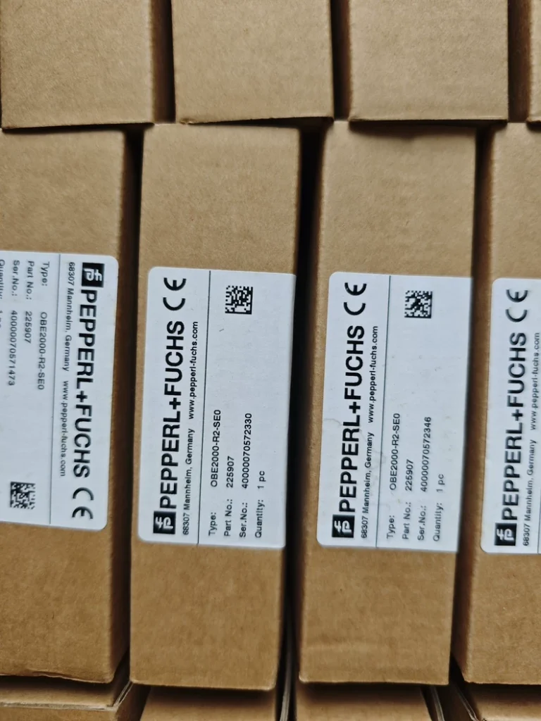Pepperl+Fuchs Photoelectric Sensor OBE2000-R2-SE0 thumbnail