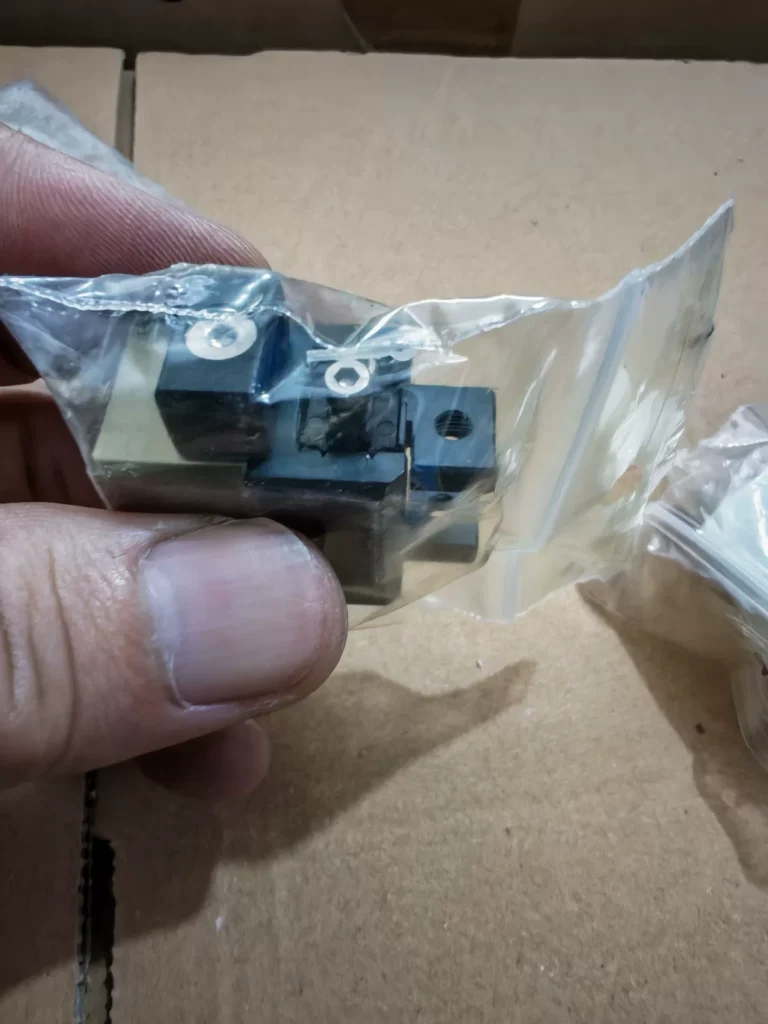 SCHUNK MPG25 Pneumatic Gripper thumbnail