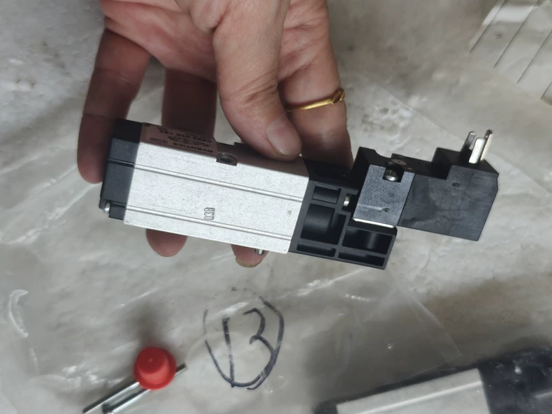 Aventics Solenoid Valve 0820038152 thumbnail