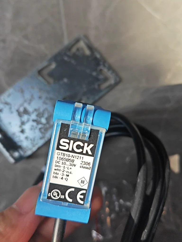 SICK Sensor GTB10-N1212 thumbnail