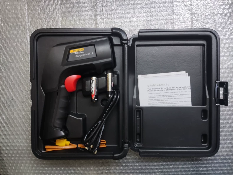 FLUKE Smart Infrared Thermometer thumbnail