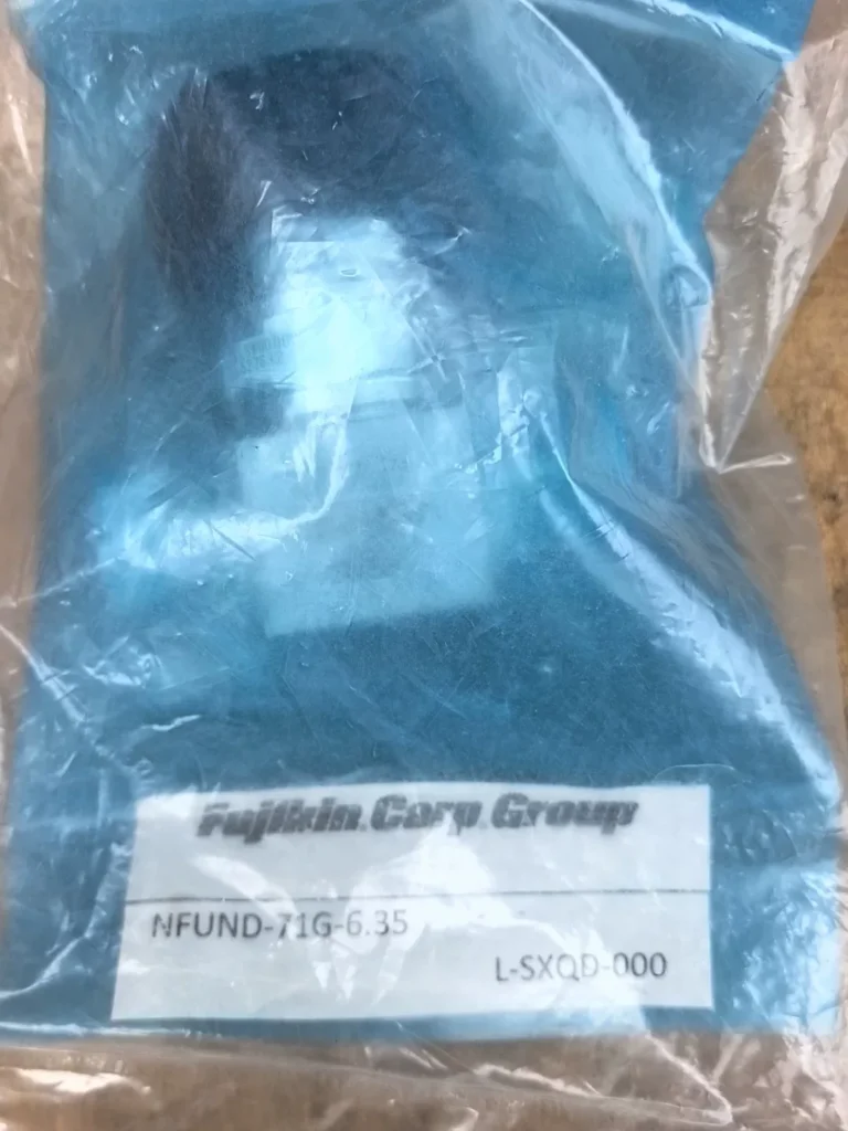 Fujikin NFUND-71G-6.35 Diaphragm Valve