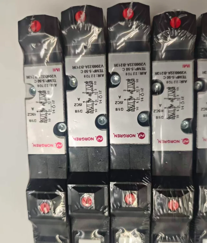 IMI Norgren V206B22A-B21 Solenoid Valve thumbnail