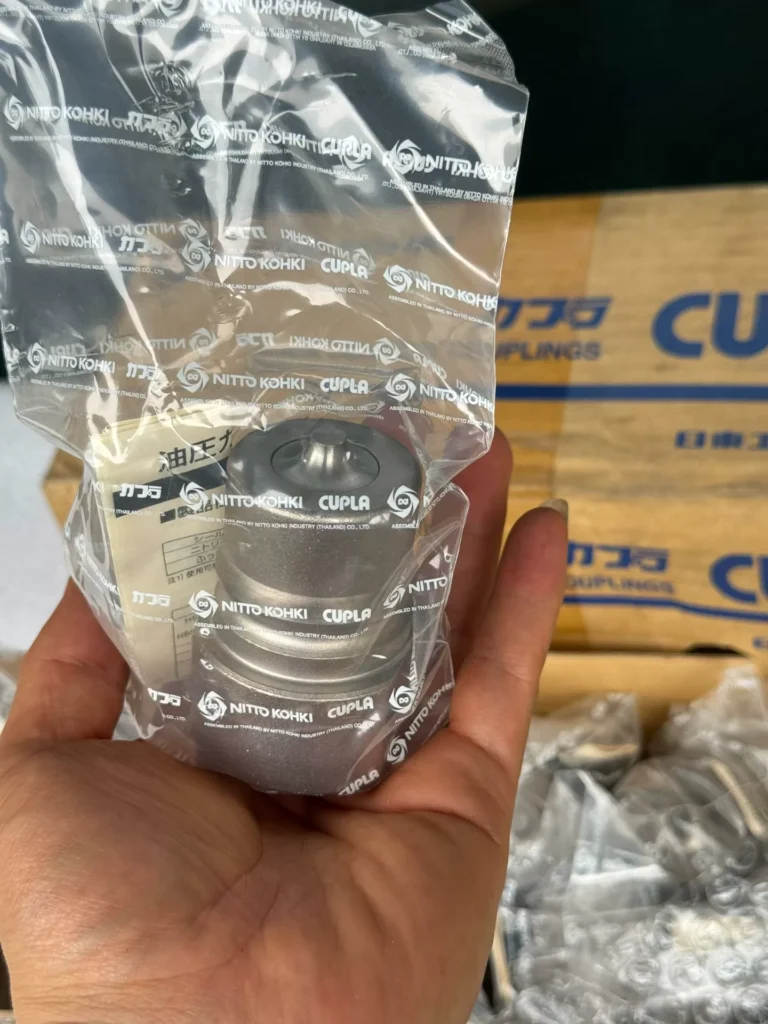 Nitto Kohki 8HP Hydraulic Coupling thumbnail