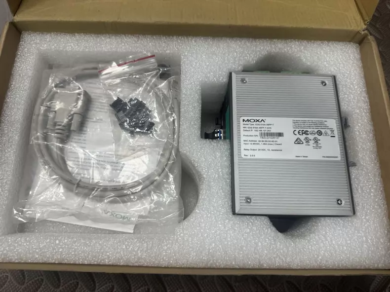Moxa EDS-510A-3SFP-T Industrial Switch thumbnail