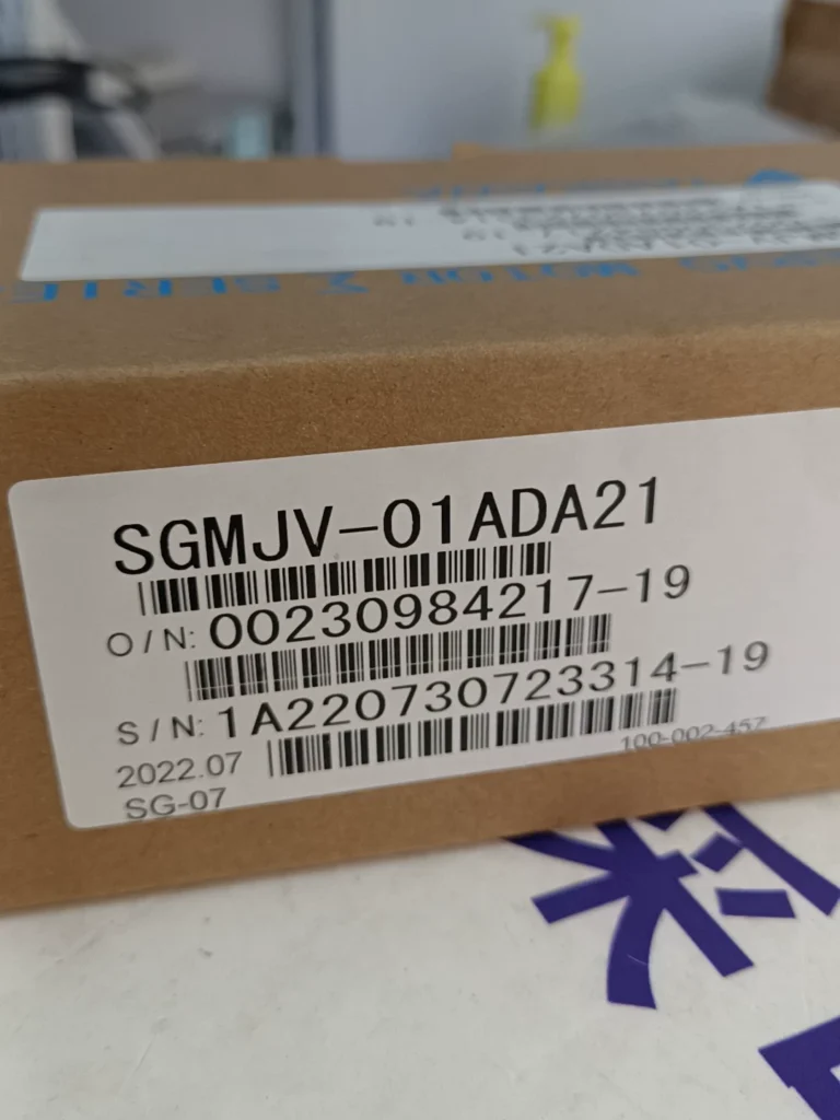Yaskawa SGMJV-01ADA21 Servo Motor thumbnail
