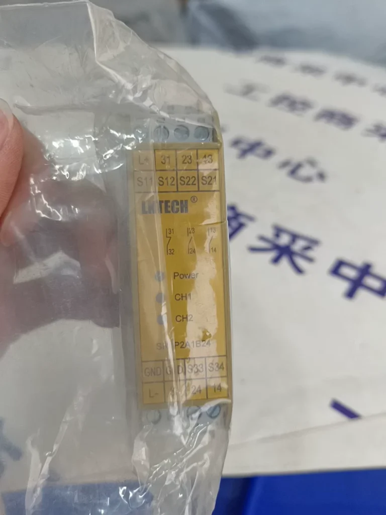 LNTECH SR4P2A1B24 Safety Relay thumbnail