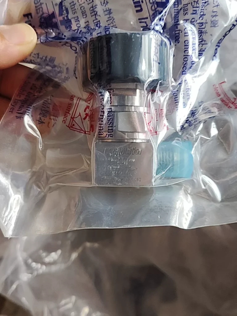 Fujikin FUND-4TWXVM-P-BRC Diaphragm Valve