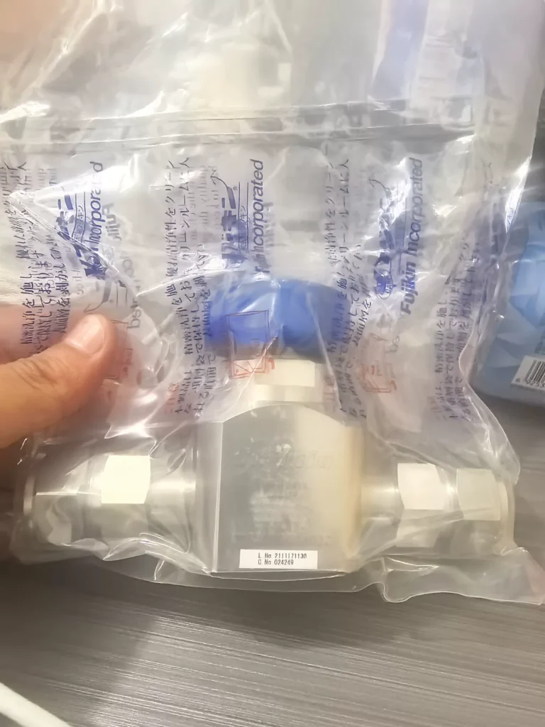 Fujikin FUDF-12SW-BA-BRC Diaphragm Valve thumbnail