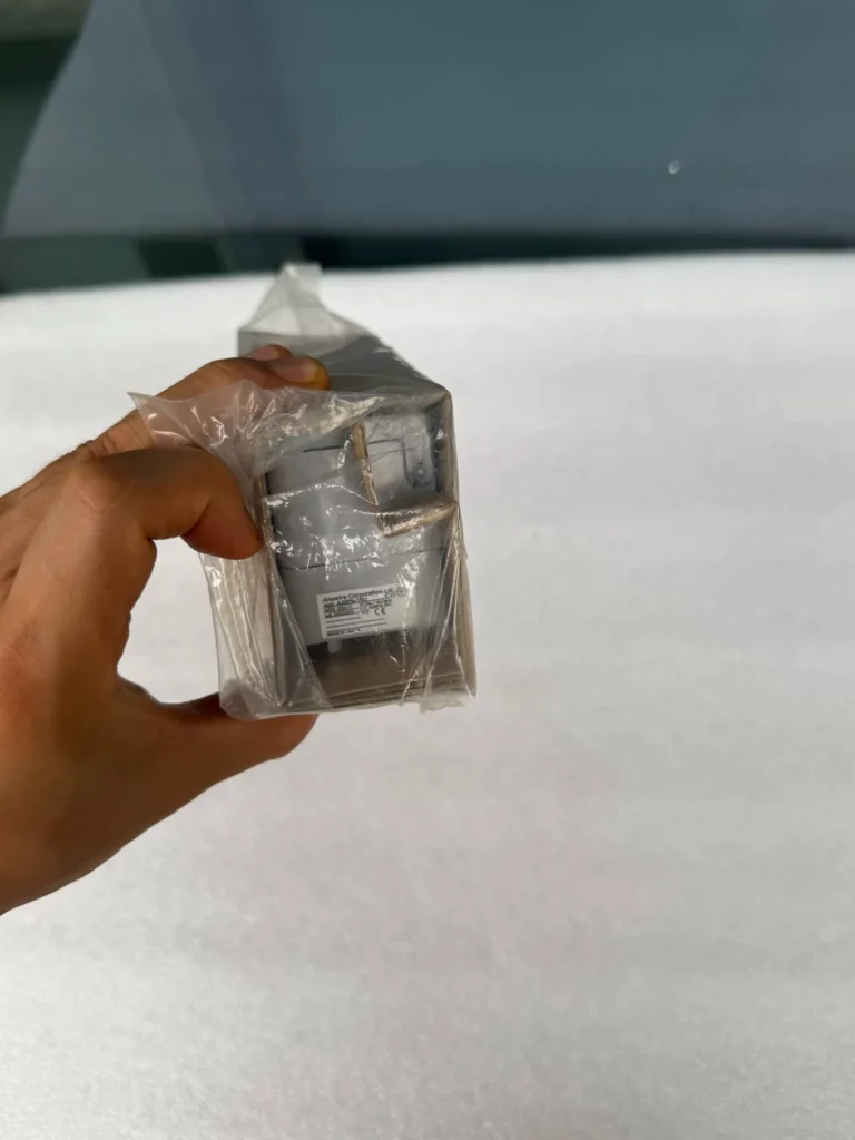Anywire A20PB-16U Terminal Block thumbnail