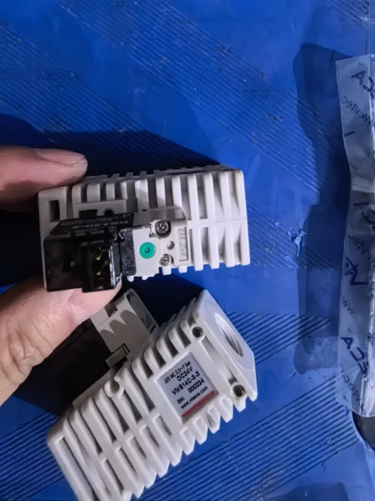 VMECA VMS14C-3-3 Solenoid Valve thumbnail