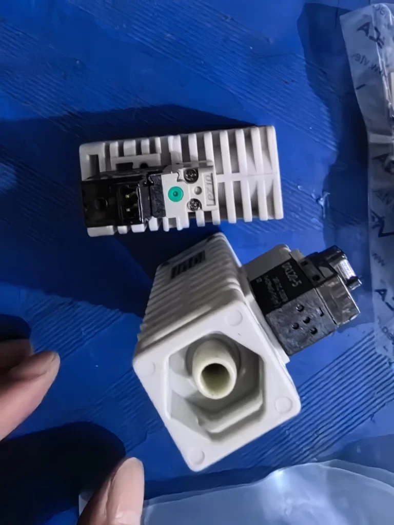 VMECA VMS14C-3-3 Solenoid Valve thumbnail