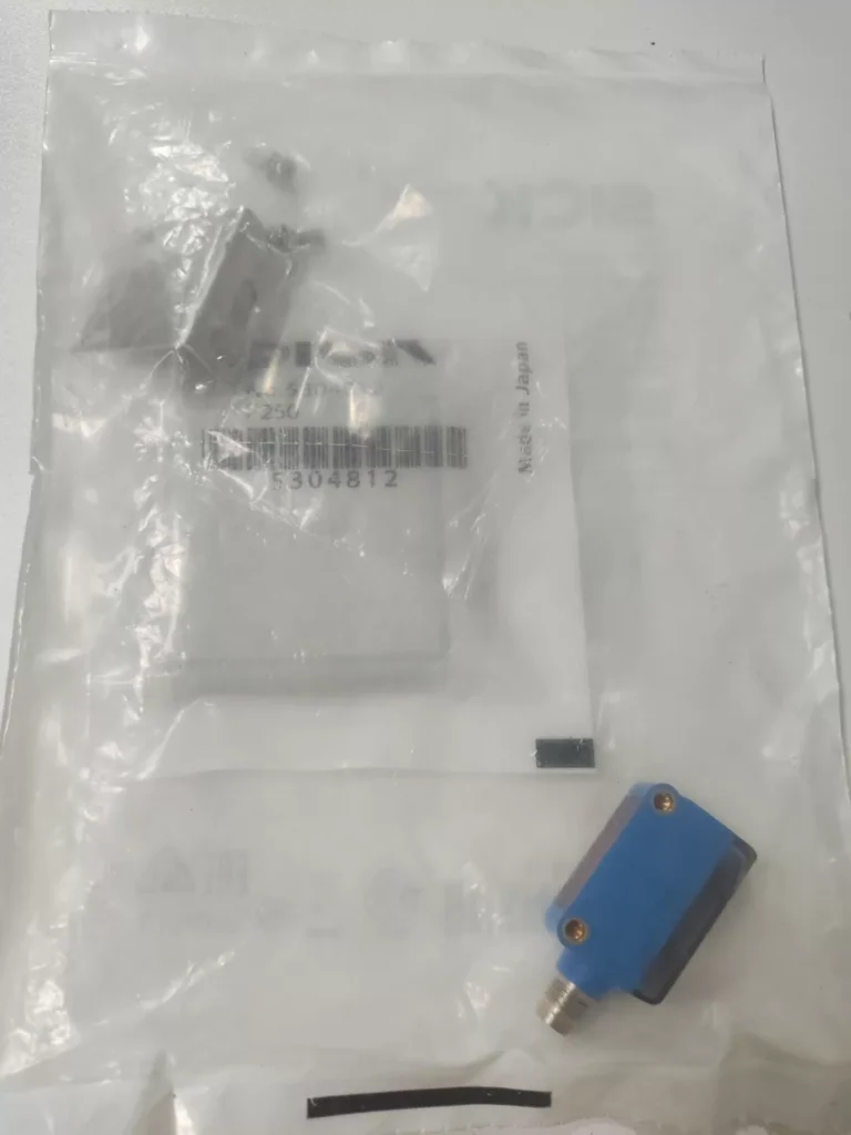 SICK 1062110 Photoelectric Sensor thumbnail