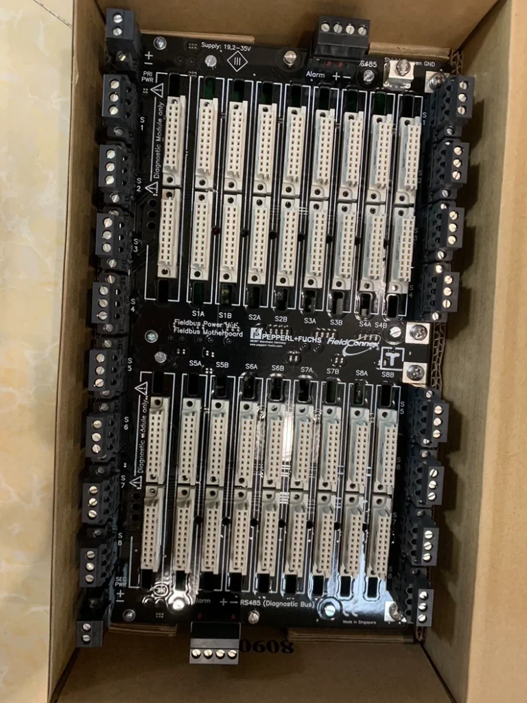 Pepperl+Fuchs MBHC-FB-4R Power Hub Motherboard