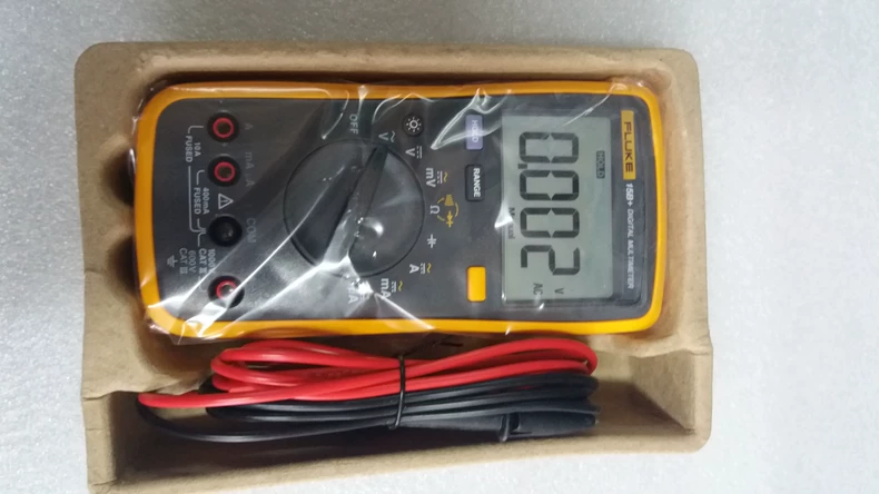 FLUKE F15B+ Digital Multimeter thumbnail