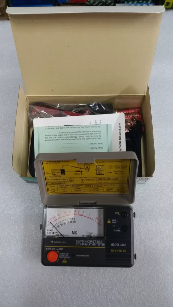 FLUKE 1000 Insulation Resistance Tester thumbnail