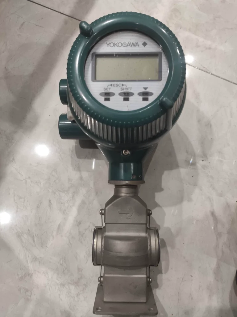 Yokogawa AXF015G Electromagnetic Flow Meter thumbnail