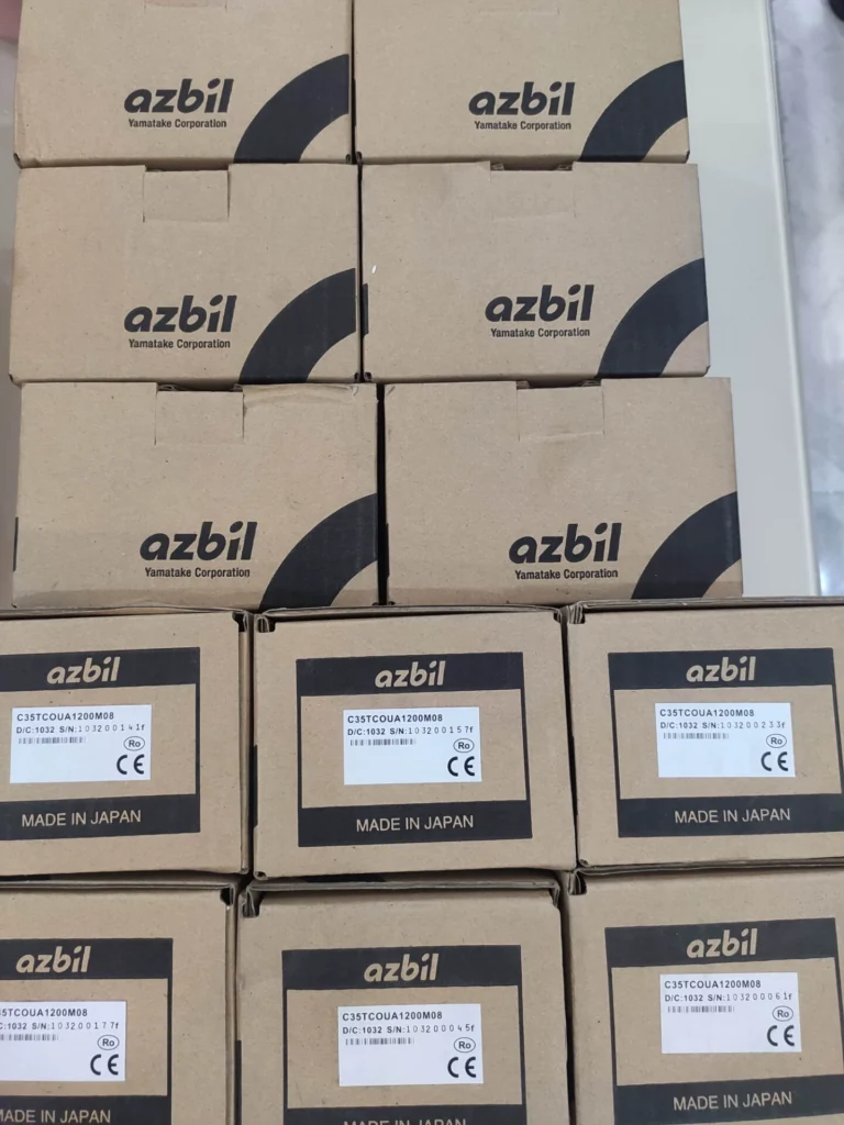 Azbil C35TCOUA1200M08 Temperature Controller