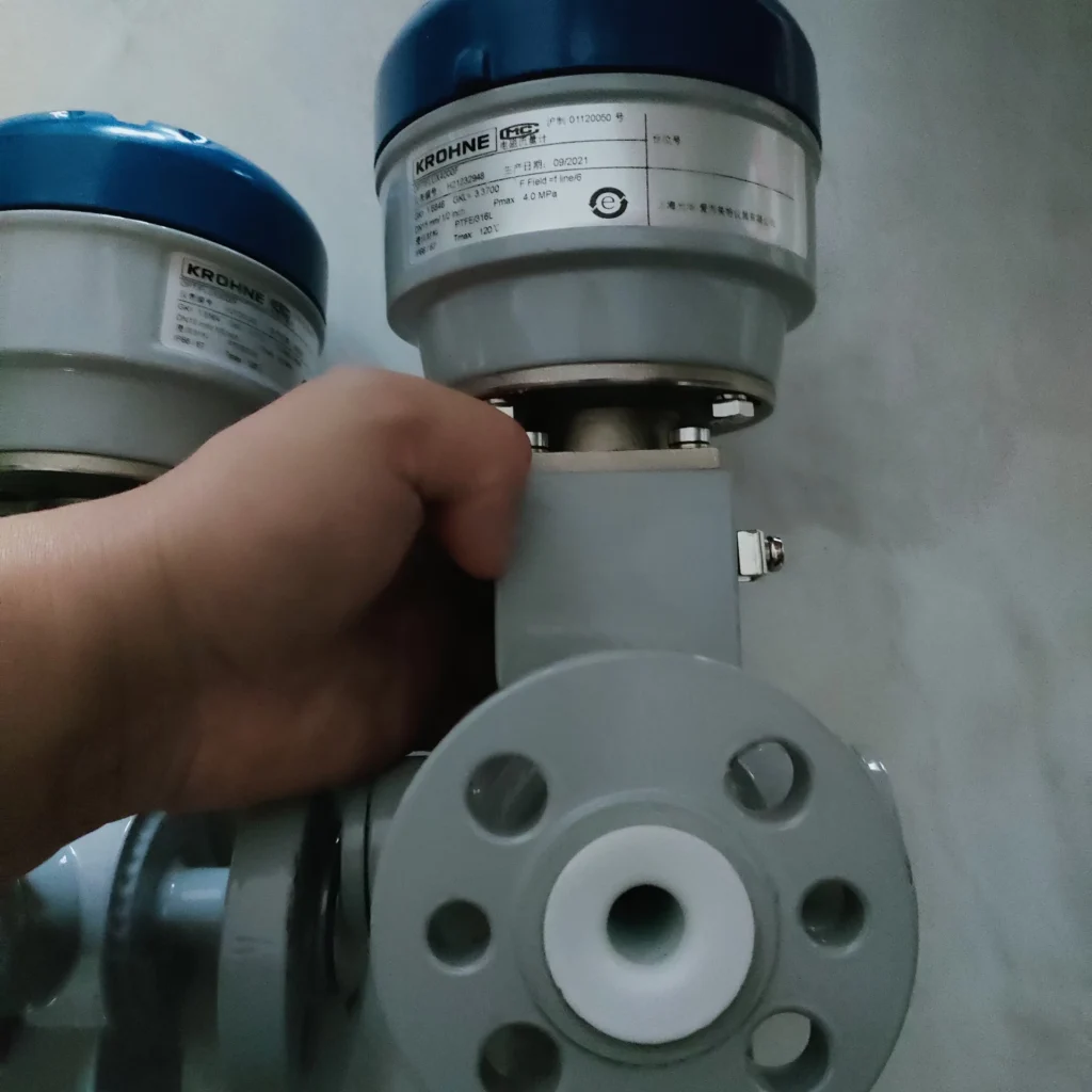 KROHNE OPTIFLUX 4000 Electromagnetic Flow Meter thumbnail